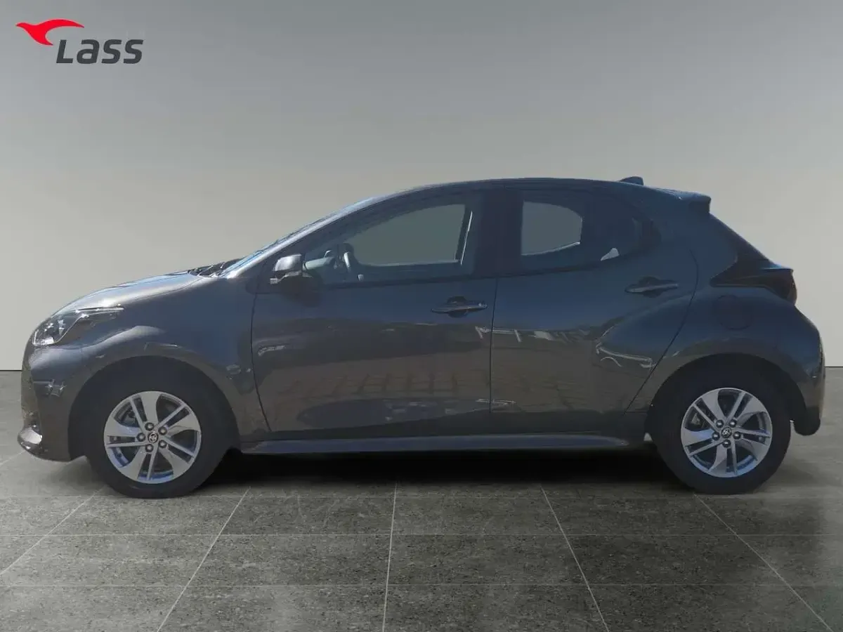Gebraucht Toyota Yaris Comfort 116 PS (85 kW) 2025 Grau Kleinwagen