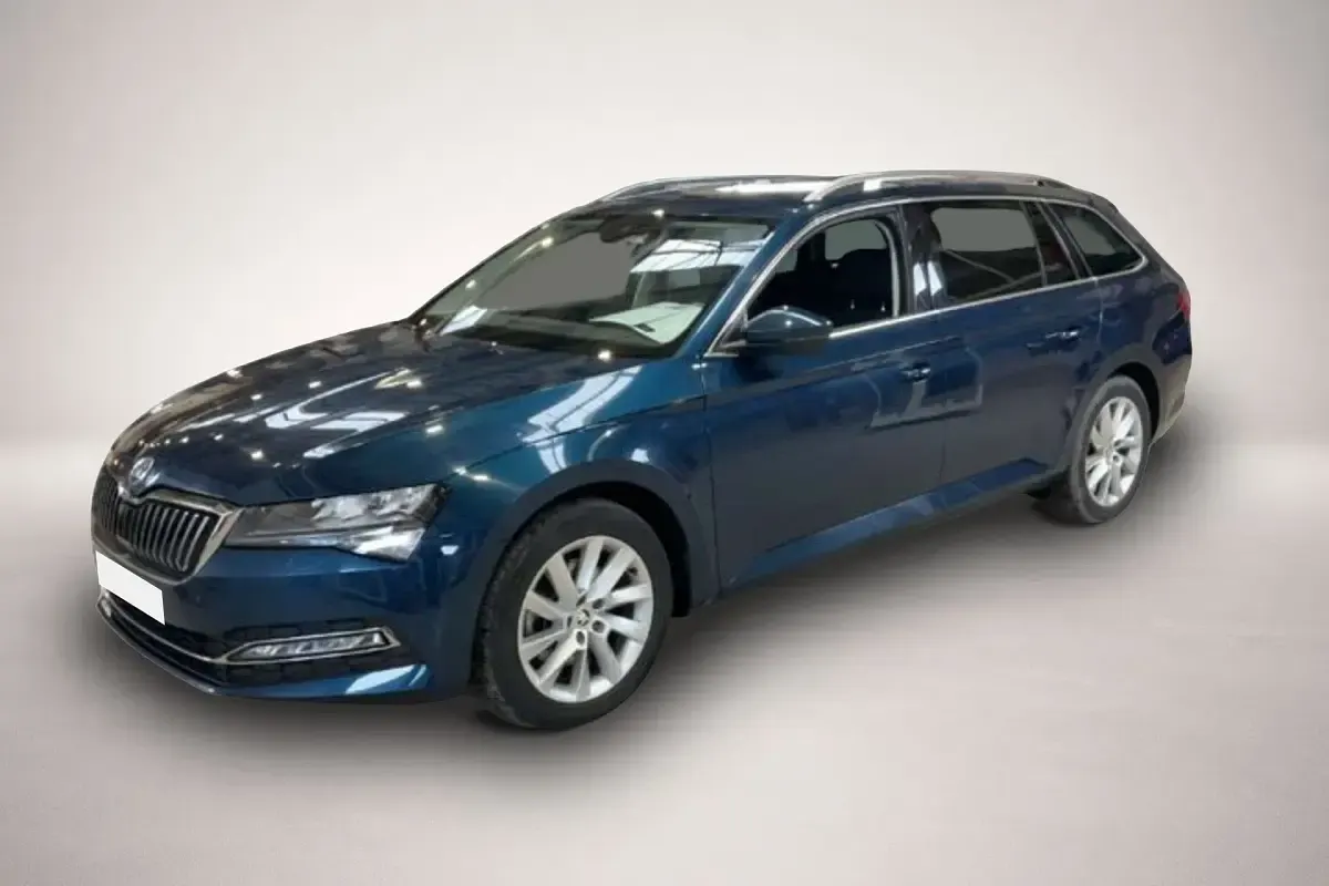 Gebraucht Skoda Superb 190 PS (139 kW) 2023 Kombi