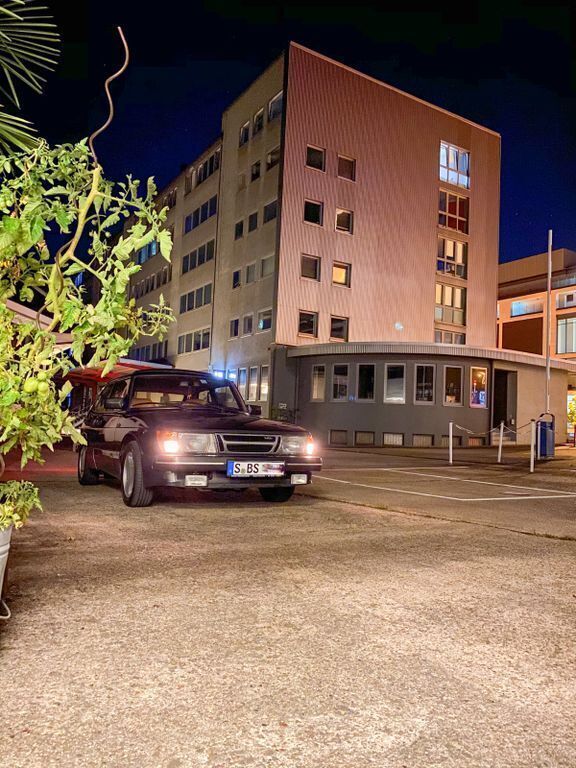 Schwarz Gebraucht 1984 Saab 900 Kleinwagen | 14.500 € - Bild 1/4