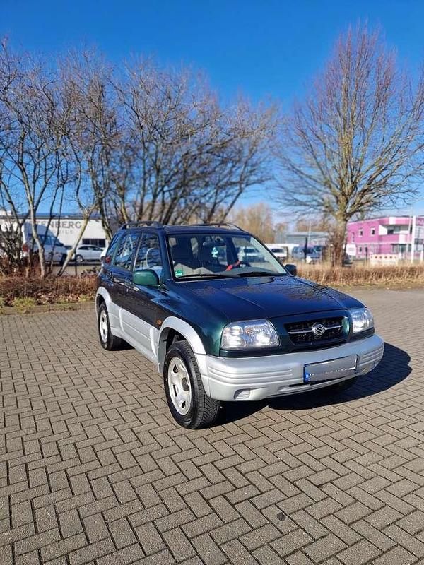 Gebraucht Suzuki Grand Vitara 144 PS (105 kW) 1999 Grün SUV