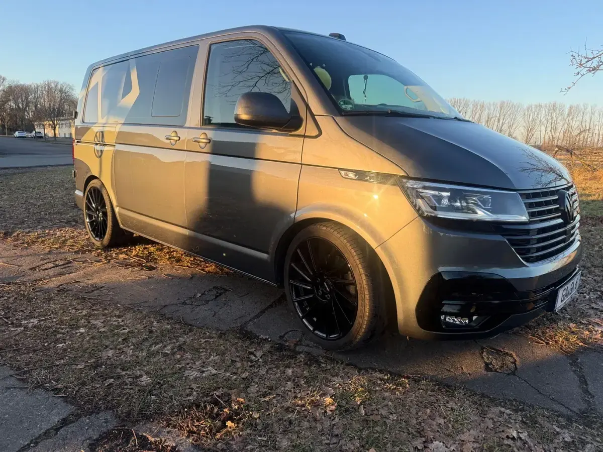 Usata VW Multivan 199 CV (146 kW) 2020 Grigio Monovolume