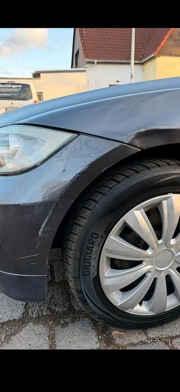 Gebraucht BMW 320 150 PS (110 kW) 2005 Limousine