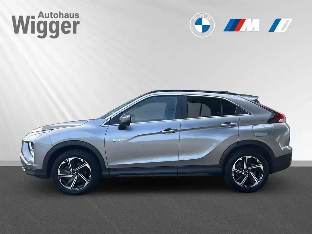 Gebraucht Mitsubishi Eclipse Cross Basis 188 PS (138 kW) 2022 Grau SUV