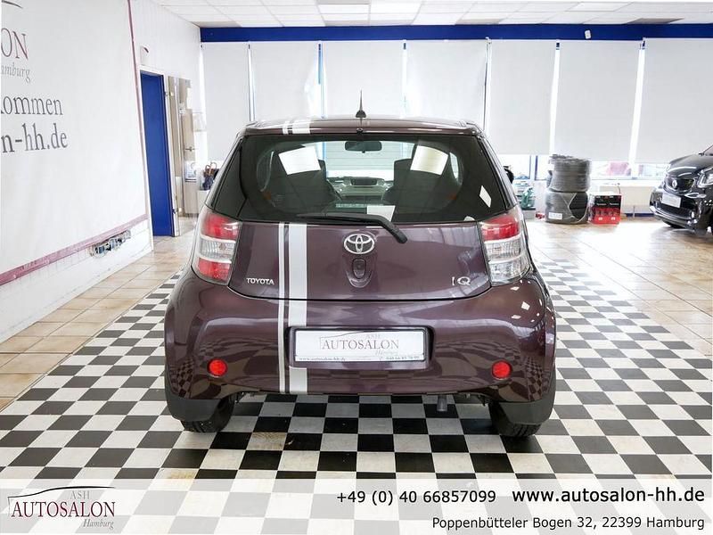 Gebraucht Toyota iQ 68 PS (50 kW) 2009 Violett Kleinwagen