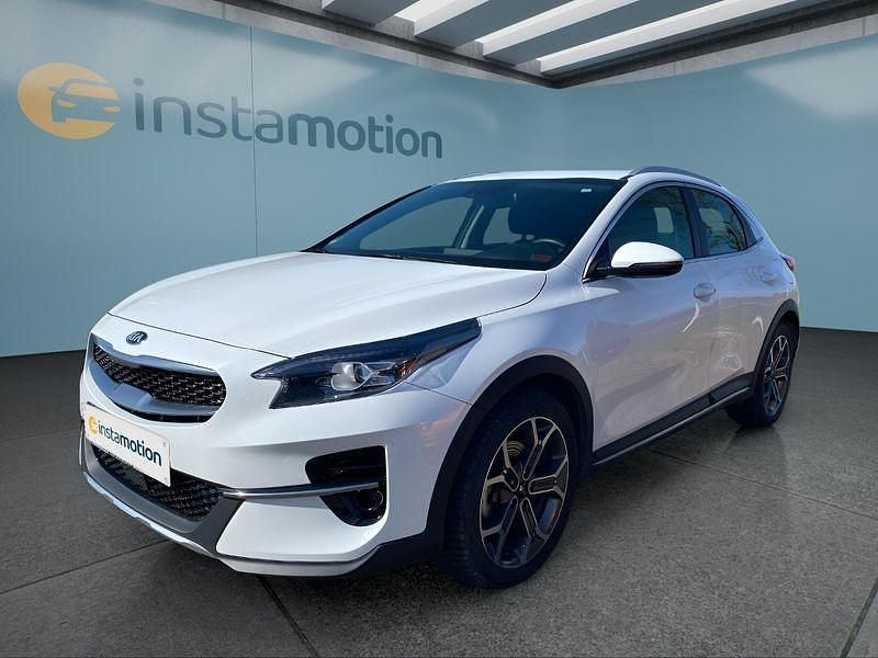 Weiß Gebraucht 2021 Kia XCeed SUV | 23.499 € (Fairer Preis) - Bild 1/4