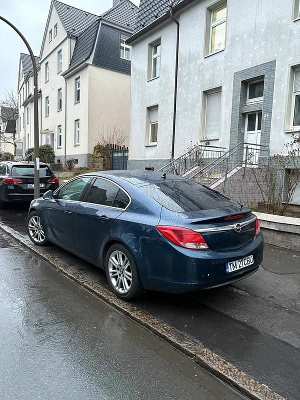 Gebraucht Opel Insignia 160 PS (117 kW) 2011 Blau Limousine