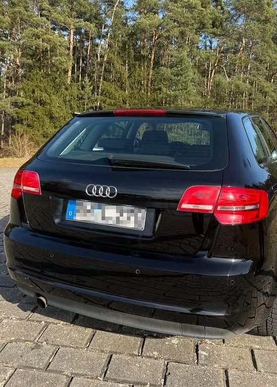 Gebraucht Audi A3 Ambition 102 PS (75 kW) 2010 Schwarz Kleinwagen