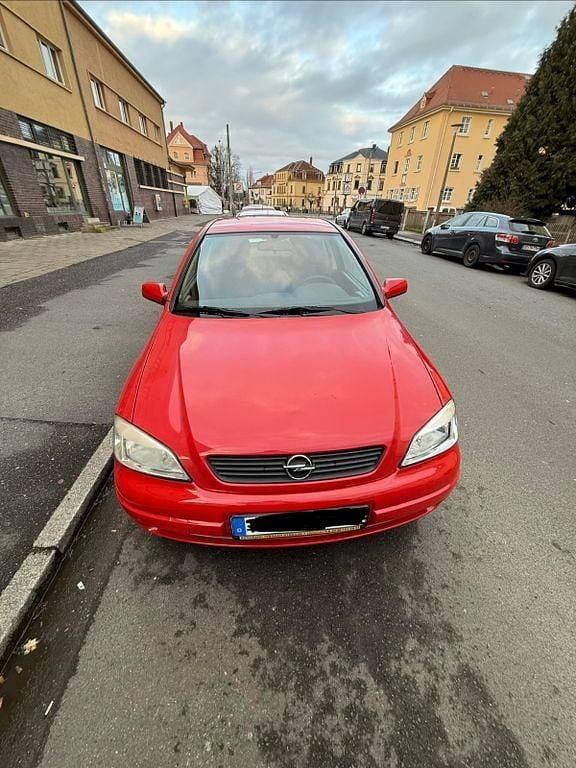 Gebraucht Opel Astra Edition 101 PS (74 kW) 1999 Rot Limousine