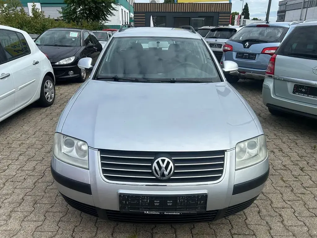 Gebraucht VW Passat 131 PS (96 kW) 2005 Grau Kombi