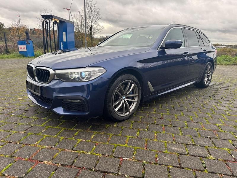 Blau Gebraucht 2018 BMW 530 M Sport Kombi | 18.000 € (Superpreis) - Bild 1/4