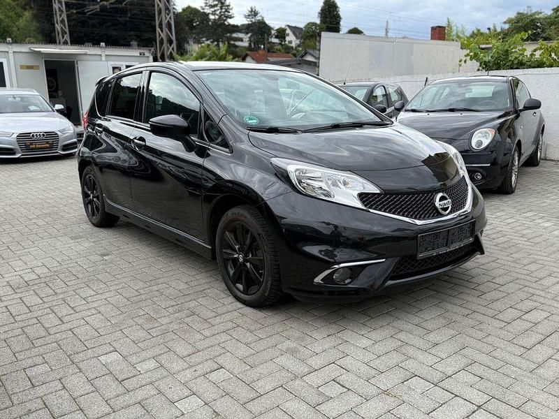 Gebraucht Nissan Note Black Edition 98 PS (72 kW) 2017 Schwarz Van / Kleinbus