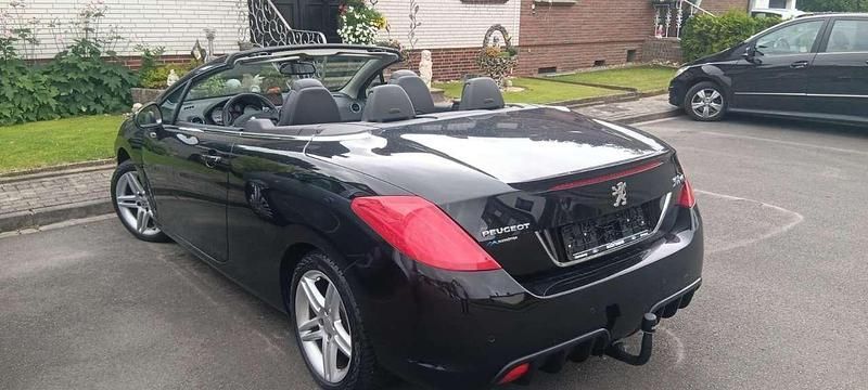 Noir perla nera Gebraucht 2010 Peugeot 308 CC Premium Cabrio | 4.780 € (Fairer Preis) - Bild 1/4
