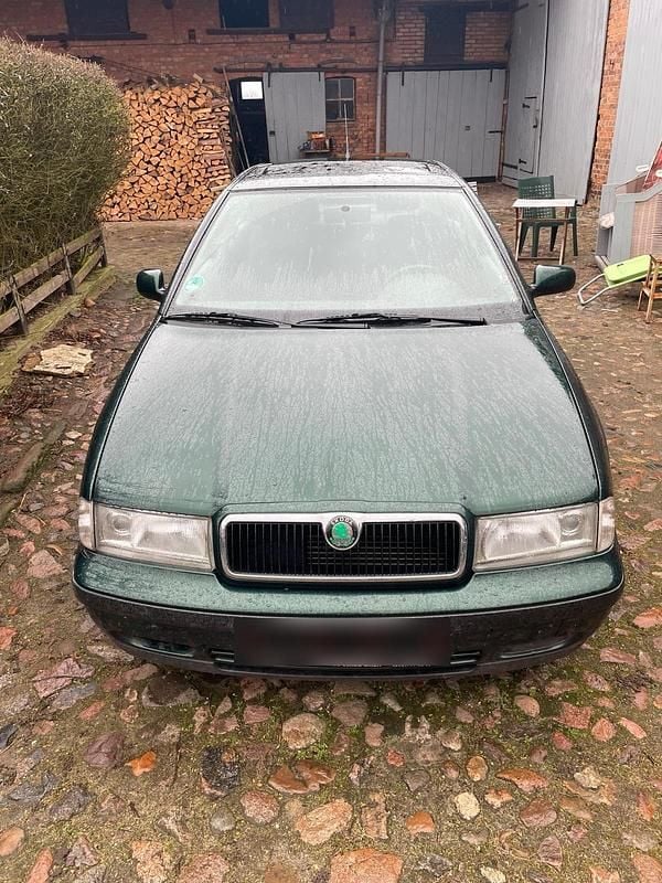 Gebraucht Skoda Octavia 75 PS (55 kW) 2000 Grün Limousine