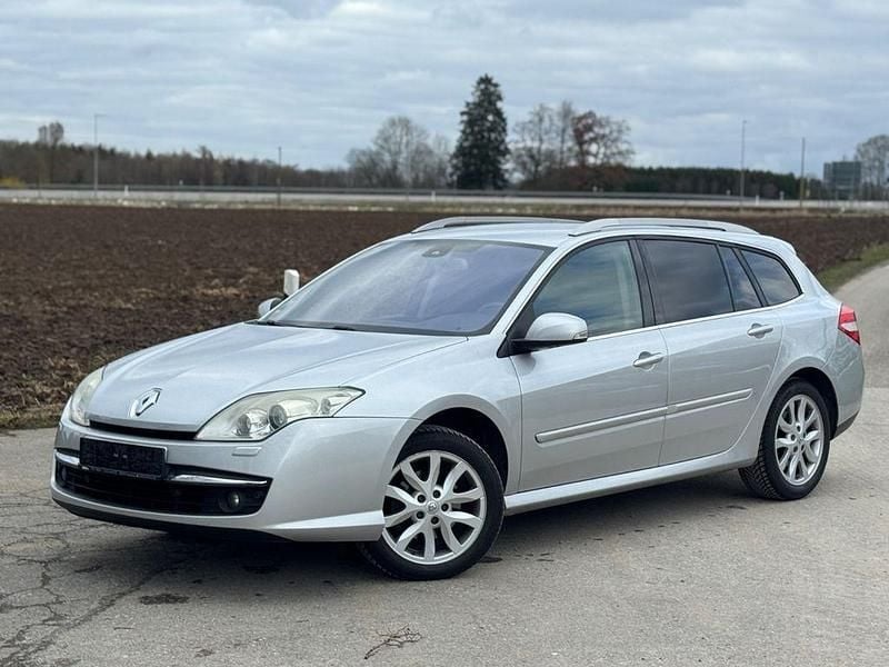 Gebraucht Renault Laguna III Dynamique 140 PS (102 kW) 2008 Silber Limousine