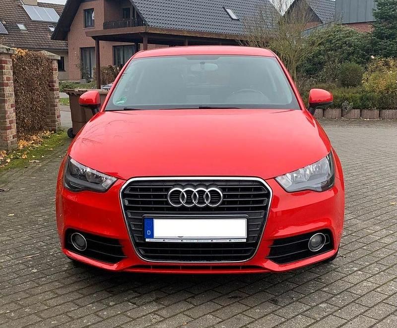 Rot Gebraucht 2013 Audi A1 S-Line Kleinwagen | 7.800 € (Guter Preis) - Bild 1/4