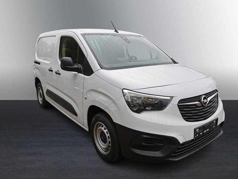 Gebraucht Opel Combo Edition 102 PS (75 kW) 2022 Weiß Van / Kleinbus