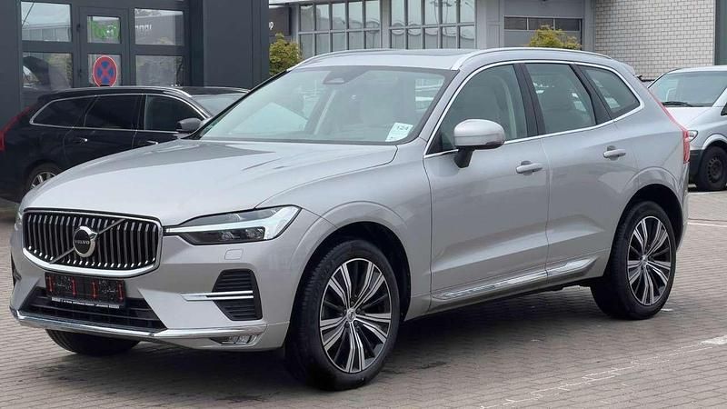 Gebraucht Volvo XC60 Ultimate 235 PS (172 kW) 2022 Silber SUV