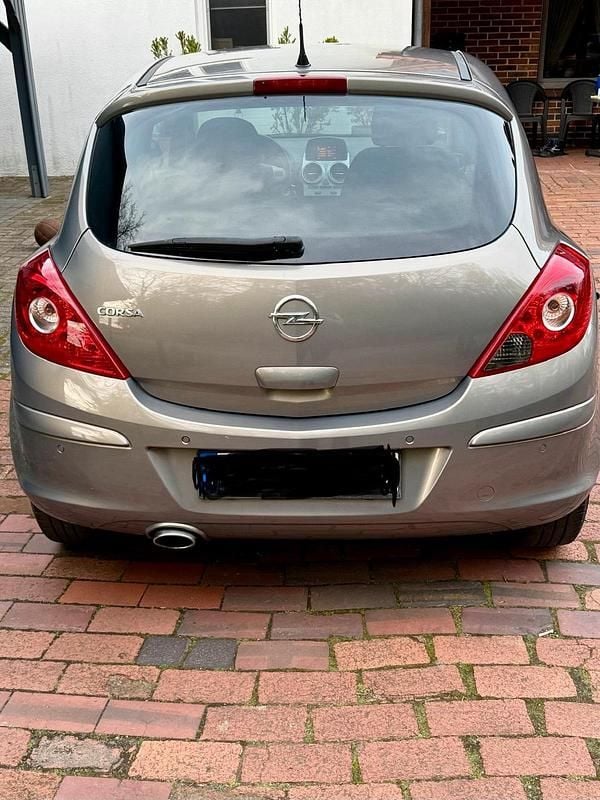 Gebraucht Opel Corsa 70 PS (51 kW) 2011 Grau Kleinwagen