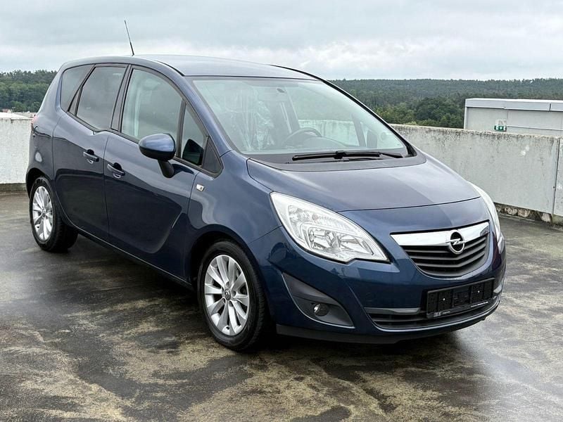 Blau Gebraucht 2011 Opel Meriva Edition Van / Kleinbus | 3.990 € (Fairer Preis) - Bild 1/4