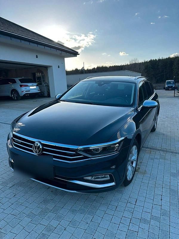 Gebraucht VW Passat Alltrack 190 PS (139 kW) 2020 Grau Kombi