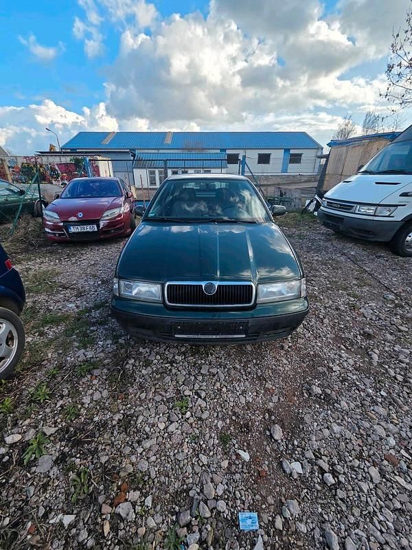 Gebraucht Skoda Octavia 110 PS (80 kW) 1999 Schwarz Limousine