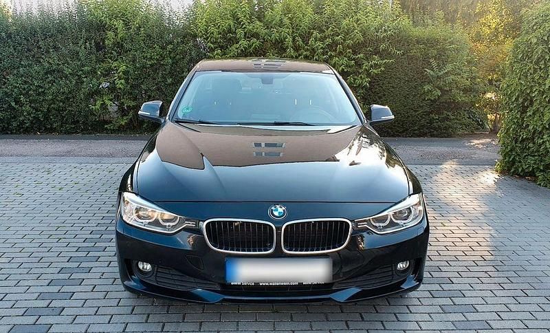 Gebraucht BMW 316 Performance 116 PS (85 kW) 2015 Schwarz Limousine