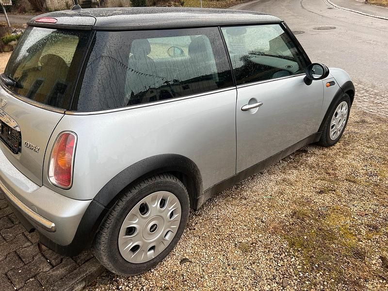 Gebraucht Mini Cooper 81 PS (59 kW) 2004 Silber Kleinwagen