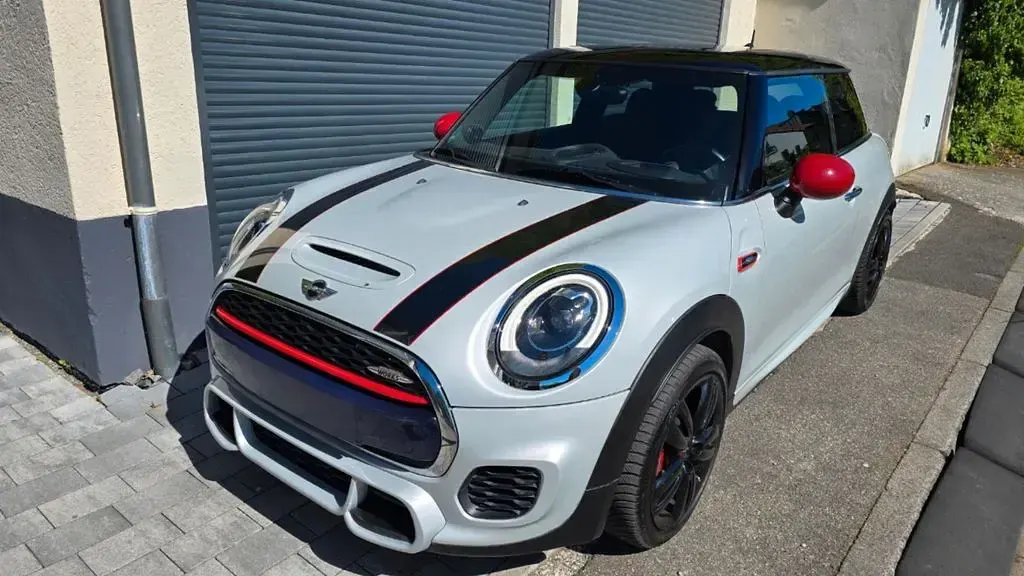 Second-hand Mini John Cooper Works 231 CP (169 kW) 2015 Argintiu Hatchback
