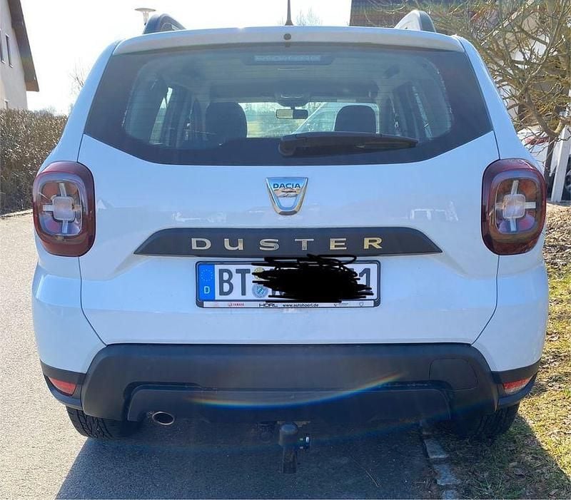 Gebraucht Dacia Duster Comfort 131 PS (96 kW) 2020 Weiß SUV