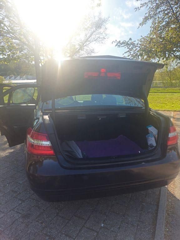 Second-hand Mercedes E250 204 CP (150 kW) 2009 Maro Berlinǎ