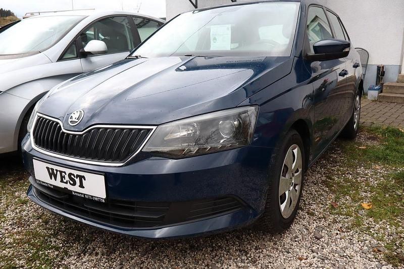 Blau Gebraucht 2017 Skoda Fabia Ambition Kleinwagen | 8.390 € (Guter Preis) - Bild 1/2