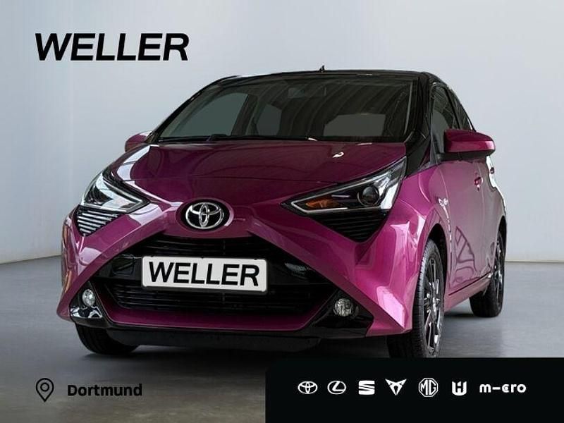 Violett Gebraucht 2018 Toyota Aygo X-cite Kleinwagen | 10.490 € (Etwas zu teuer) - Bild 1/3