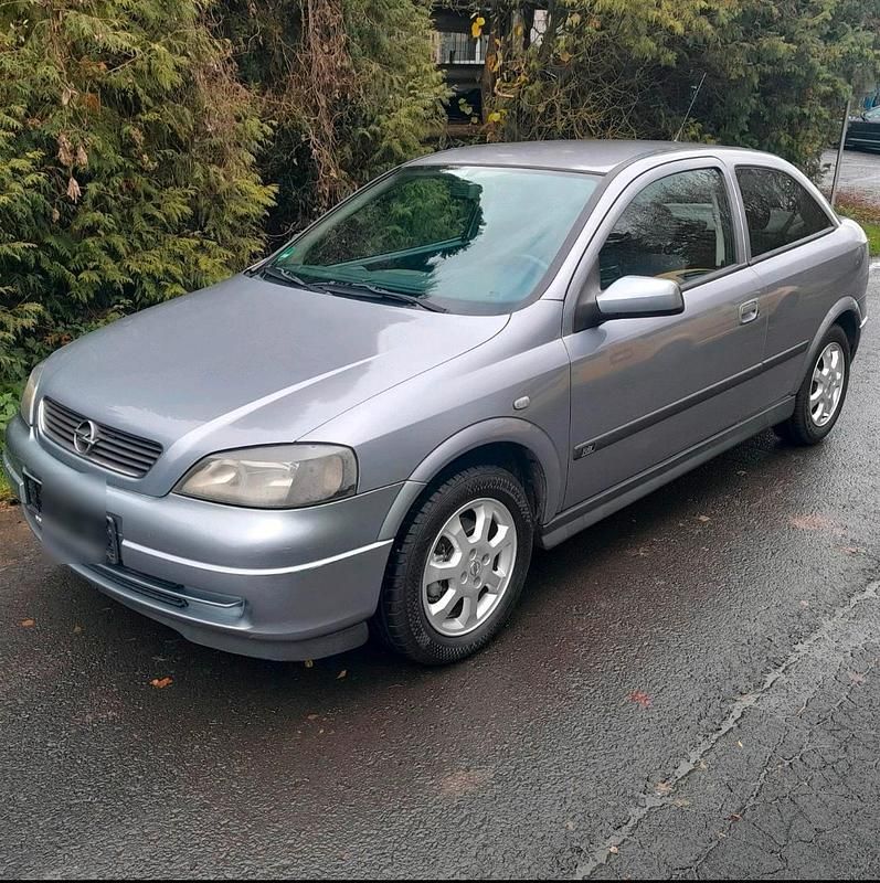 Silber Gebraucht 2003 Opel Astra Coupé | 1.100 € (Fairer Preis) - Bild 1/4