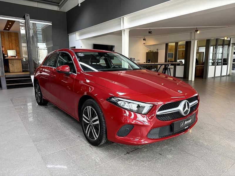 Gebraucht Mercedes A250 Progressive 160 PS (117 kW) 2021 Rot metallic