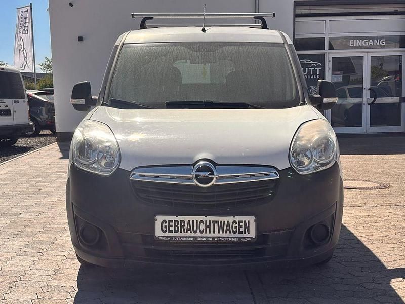 Second-hand Opel Combo 90 CP (66 kW) 2012 Alb Monovolum