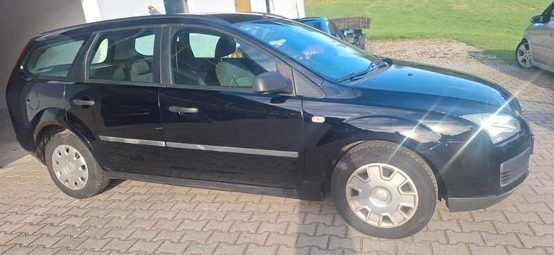 Gebraucht Ford Focus 101 PS (74 kW) 2006 Schwarz Kombi