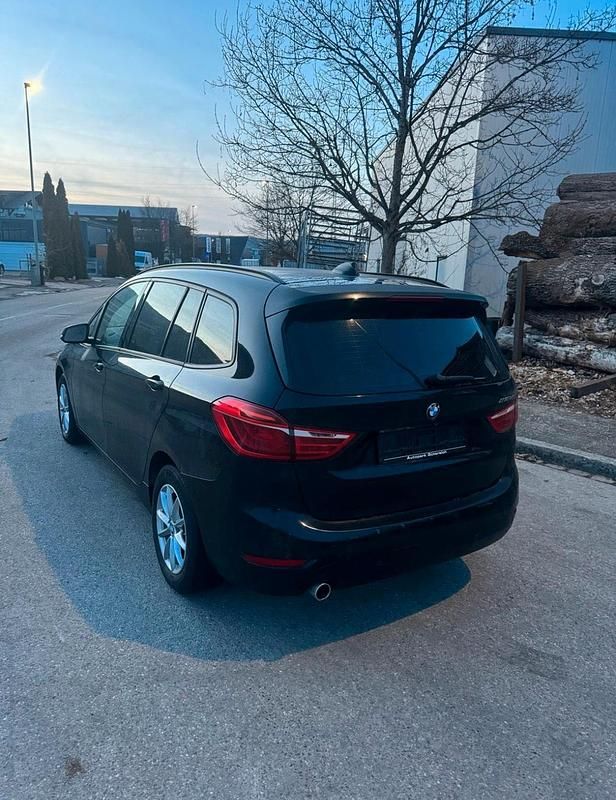 Gebraucht BMW 216 116 PS (85 kW) 2015 Schwarz Van / Kleinbus