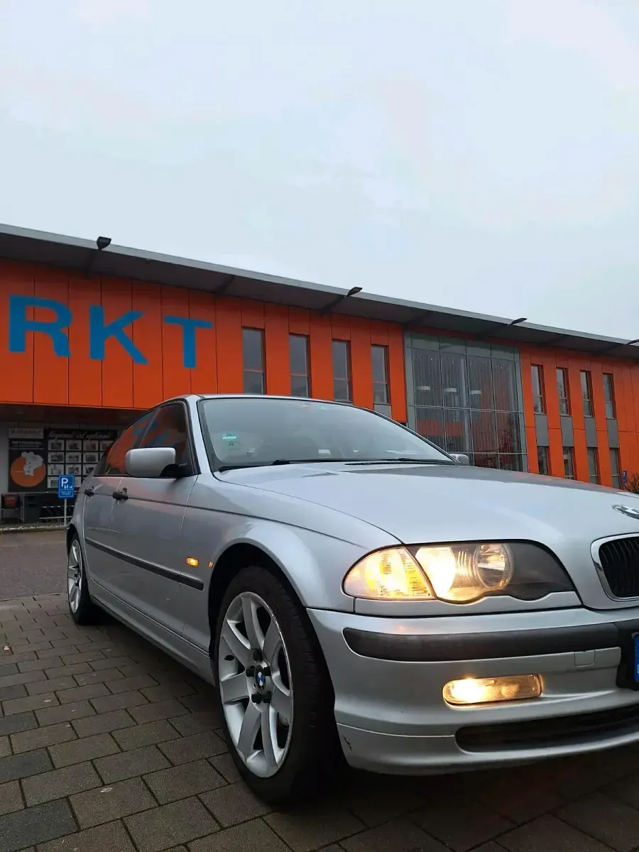 Gebraucht BMW 316 105 PS (77 kW) 2001 Grau Limousine