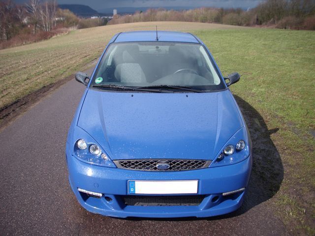 Gebraucht Ford Focus 75 PS (55 kW) 2002 Blau Limousine