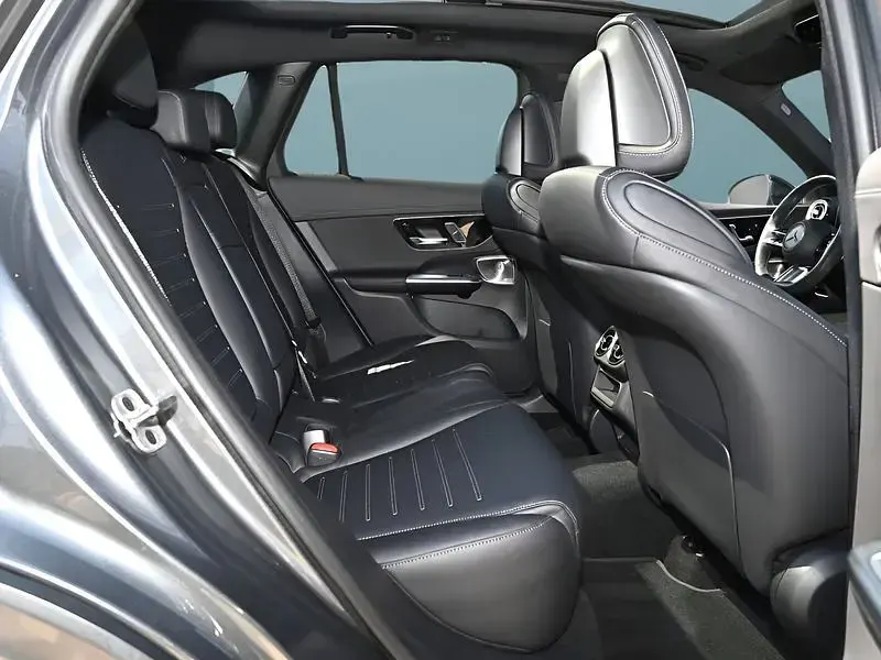 Gebraucht Mercedes GLC300 197 PS (144 kW) 2023 Grau SUV