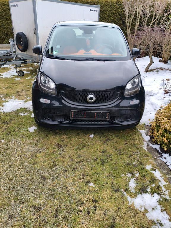 Gebraucht Smart ForFour Passion 71 PS (52 kW) 2015 Schwarz Kleinwagen