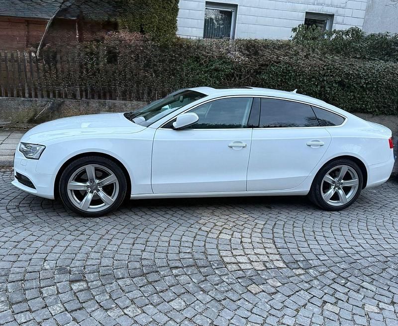 Gebraucht Audi A5 170 PS (125 kW) 2014 Weiß Coupé