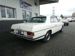 Gebraucht Mercedes 220 60 PS (44 kW) 1972 Weiß Limousine