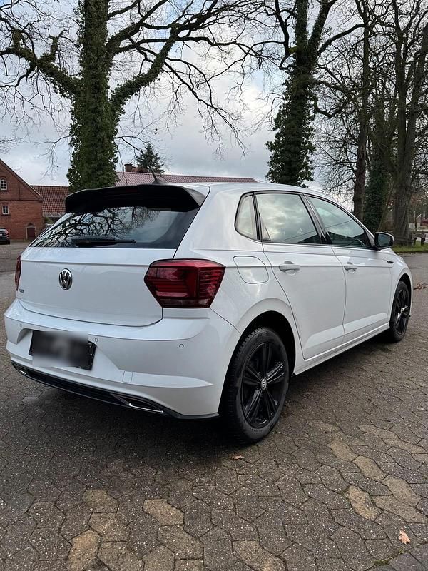 Gebraucht VW Polo R-line 95 PS (69 kW) 2019 Weiß Kleinwagen