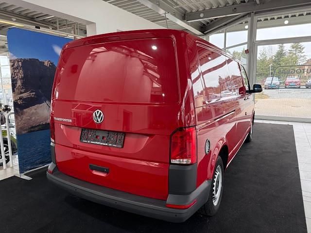 Gebraucht VW Transporter 110 PS (80 kW) 2020 Rot Van