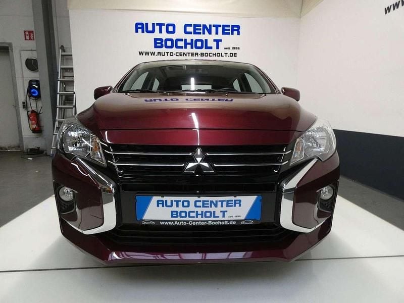 Bluish red Gebraucht 2024 Mitsubishi Space Star Select Kleinwagen | 11.650 € (Guter Preis) - Bild 1/4