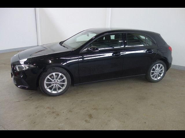Gebraucht Mercedes A250 218 PS (160 kW) 2021