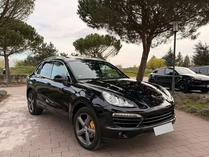 Second-hand Porsche Cayenne 245 CP (180 kW) 2013 Negru SUV