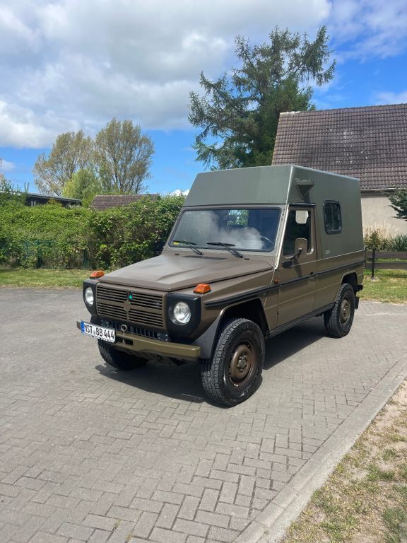 Grün Gebraucht 1993 Mercedes G230 SUV | 27.000 € - Bild 1/4