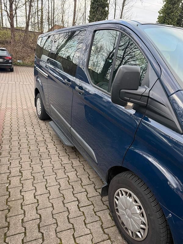 Second-hand Ford Transit 125 CP (91 kW) 2014 Albastru Monovolum